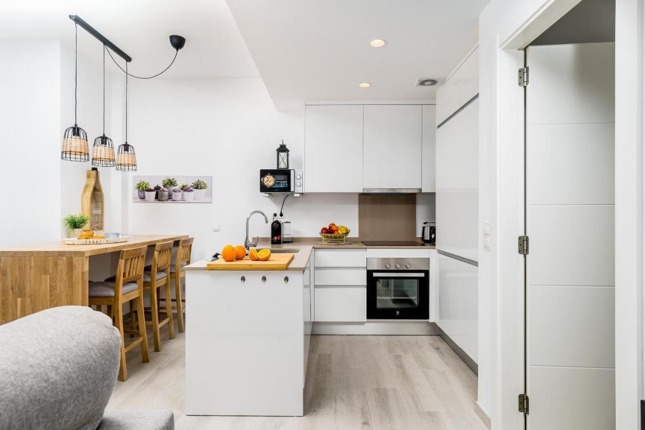 Apartamento Deluxe Con Piscina, Terraza & Parking Málaga Buitenkant foto