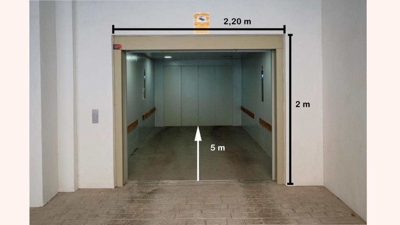 Apartamento Deluxe Con Piscina, Terraza & Parking Málaga Buitenkant foto